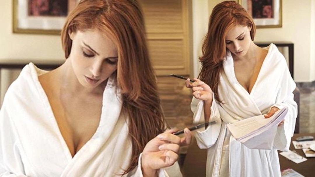 &Uuml;nl&uuml;lerin yeni akımı: Bornozlu paylaşım!