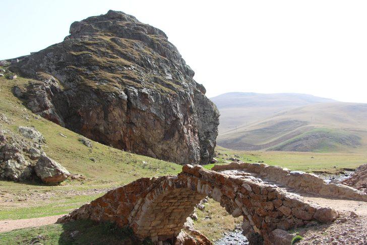 Fatih Sultan Mehmet yaptırmıştı! Bu köprü her yıl kayboluyor G2