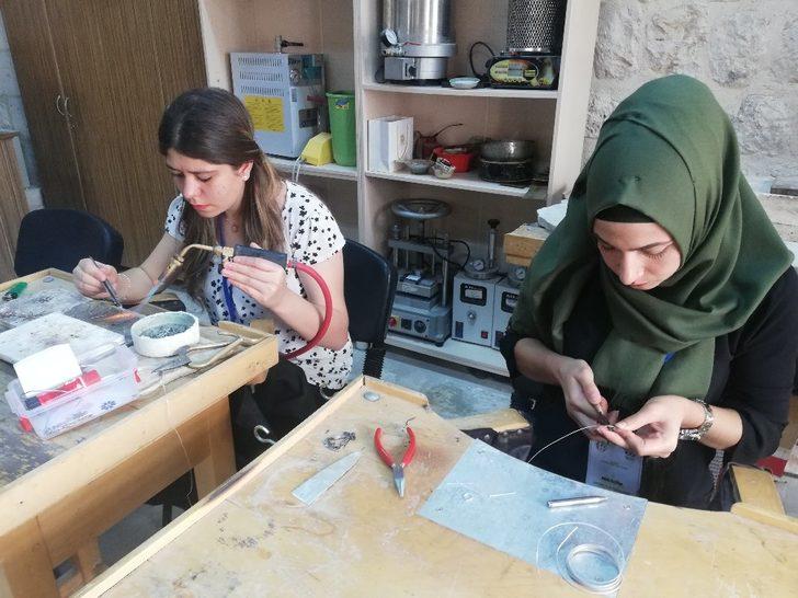 Mardin Olgunlaşma Enstitüsünde kültürel bellek oluşturuluyor G2