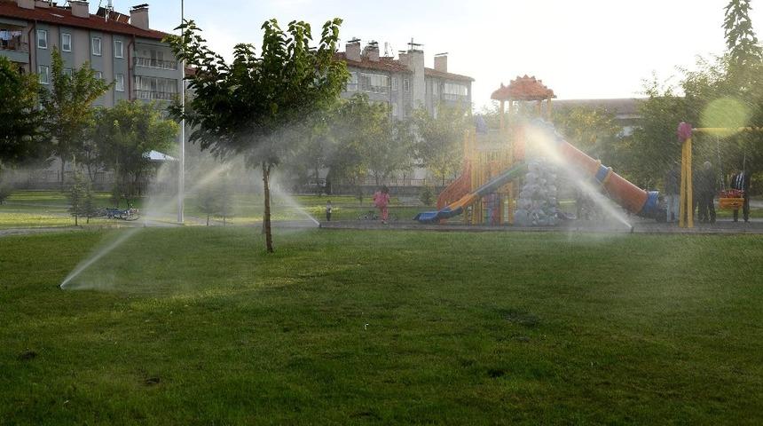 Isparta&rsquo;da 3 ayda 50 bin metrekare otomatik sulama sistemli 22 park yapıldı