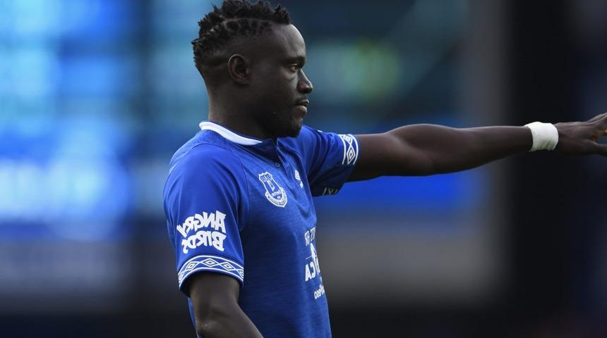 İngiliz basını Galatasaray'ın Niasse transferini resmen bitirdiğini yazdı