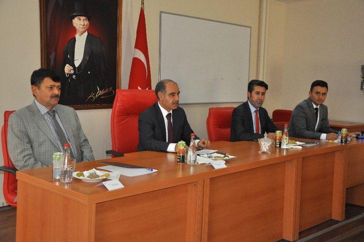 Köylülerden bozuk yol protestosu G1