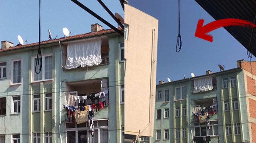 Eski sevgilisini balkona &ccedil;ağırdı sonrası korkun&ccedil;: Bak şimdi seyret, ne oluyor