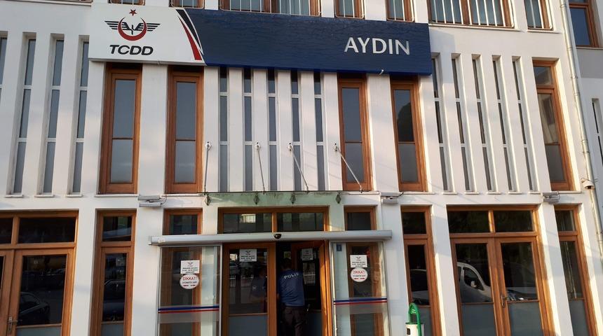 Tren garında büyük panik! Giriş ve çıkışlar kapatıldı!