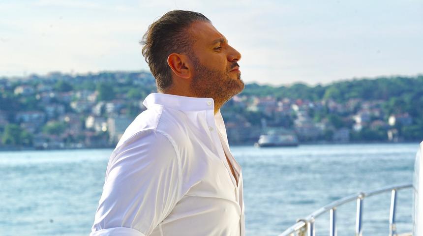 İki kuzenden sürpriz single