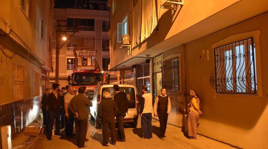 İkizler evde uyuyakaldı! Mahalle ayağa kalktı