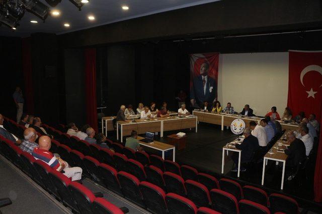 Kuşadası Belediyesi bütçesi 158 milyon TL oldu