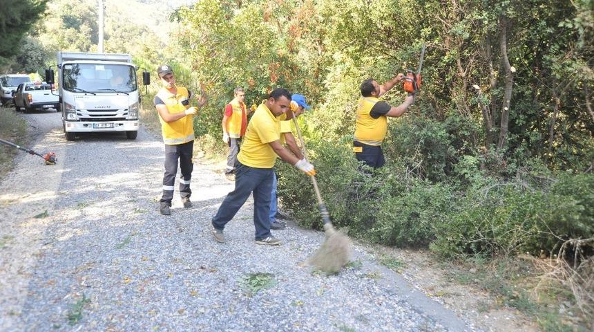 Büyükşehir Nazilli’de temizlik çalışmalarını sürdürüyor