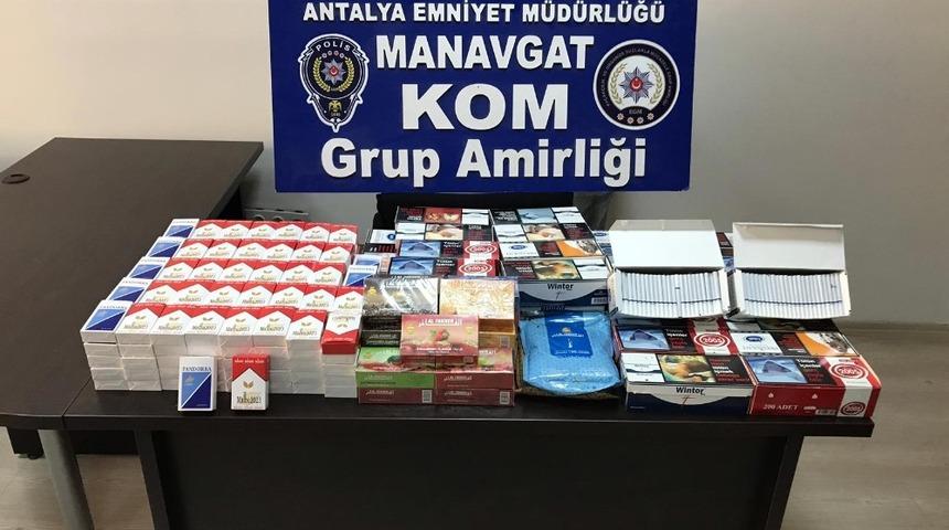 Manavgat&rsquo;ta bir işyerinde ka&ccedil;ak nargile t&uuml;t&uuml;n&uuml; ele ge&ccedil;irildi