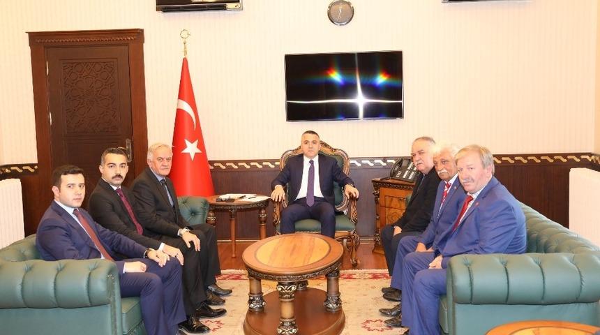 Vali, muhtar dernekleri başkanlarını kabul etti