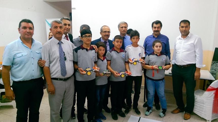 Erdemli&rsquo;de robotik kodlama at&ouml;lyesi a&ccedil;ıldı