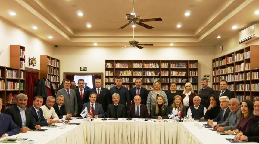 Başkan Akg&uuml;n: &rdquo;Muhtarlar yerel demokrasinin temel taşlarıdır&rdquo;