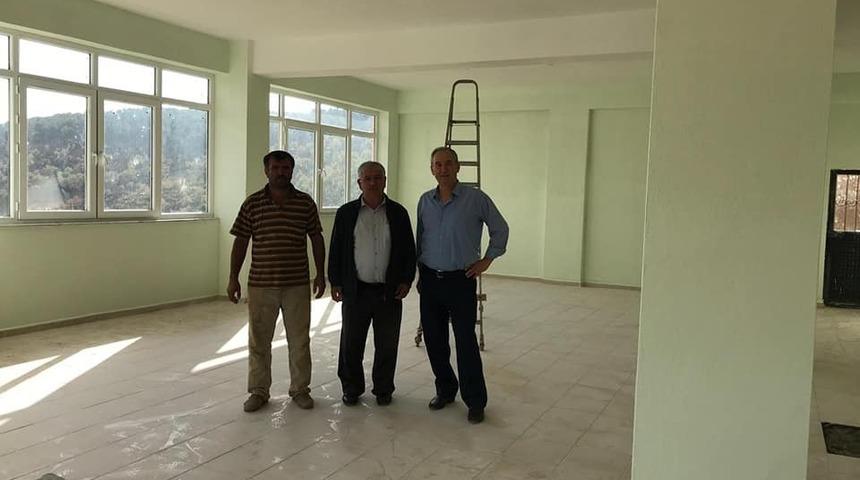 Şaphane&rsquo;nin Ayvacık k&ouml;y&uuml;ne d&uuml;ğ&uuml;n salonu