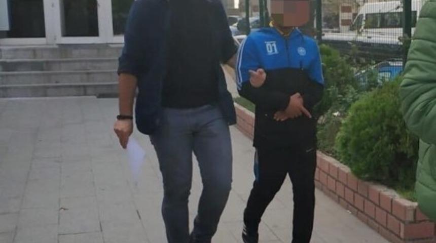 Hırsız güvenlik kamerasına yakalandı