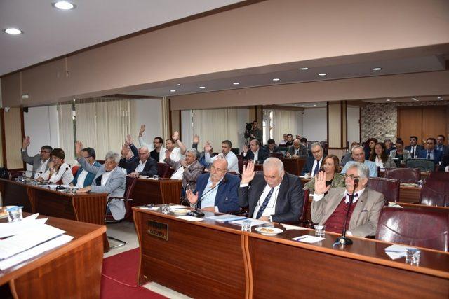 Yunusemre’nin 2019 bütçesi meclisten geçti