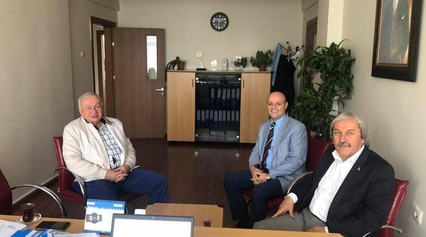 Başkan Şahin il&ccedil;ede faaliyet g&ouml;steren fabrikaları ziyaretlerini s&uuml;rd&uuml;r&uuml;yor