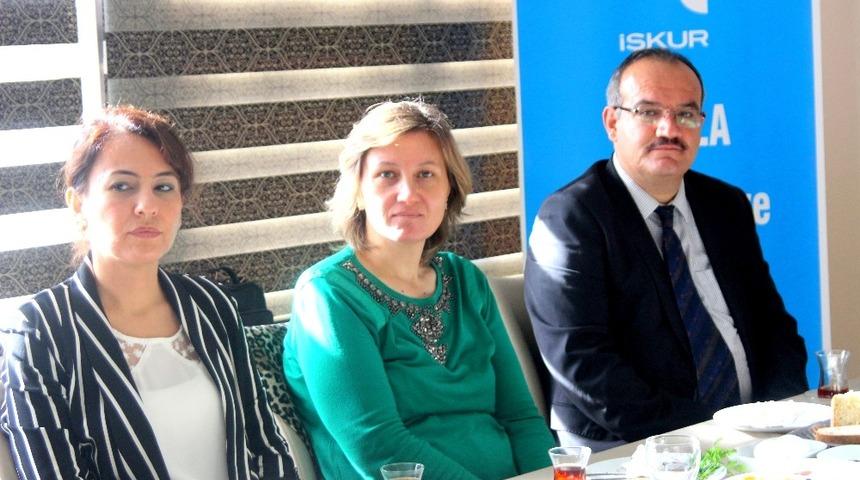 Sarıyerli: &ldquo;İŞKUR&rsquo;a gelen kimse mutsuz ve umutsuz d&ouml;nmeyecek&rdquo;