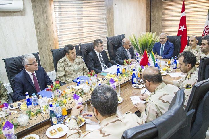 Türkiye-İran hudut görüşmeleri Hoy’da gerçekleştirildi G4