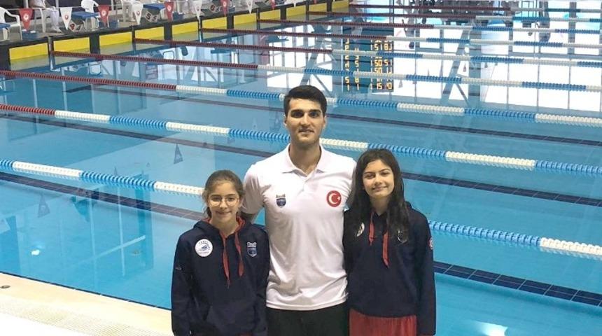 SANKO Okullarının iki yüzücüsü milli takımda