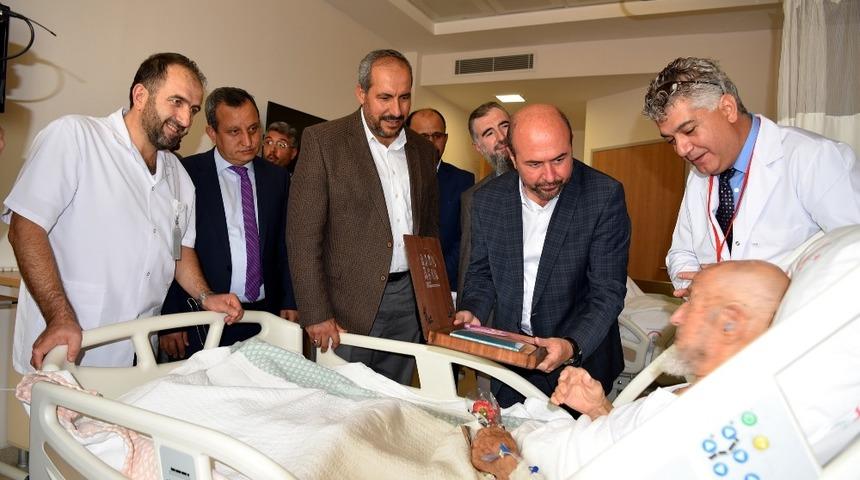 Başkan Pekyatırmacı&rsquo;dan hastalara ziyaret