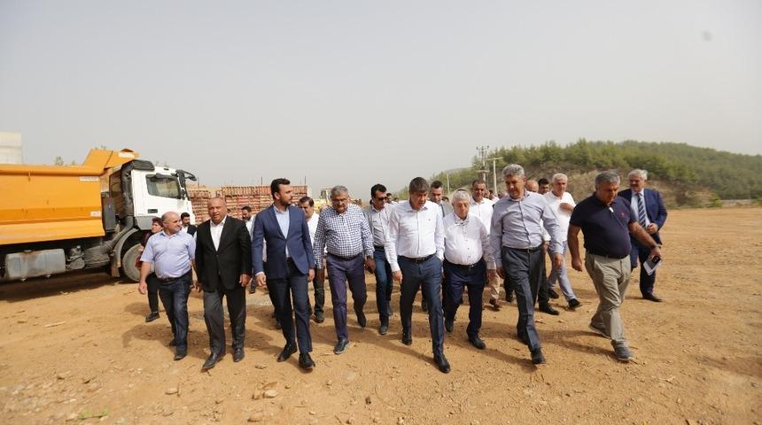 Başkan T&uuml;rel: &ldquo;Alanya&rsquo;nın &ccedil;&ouml;p&uuml; altın oldu&rdquo;