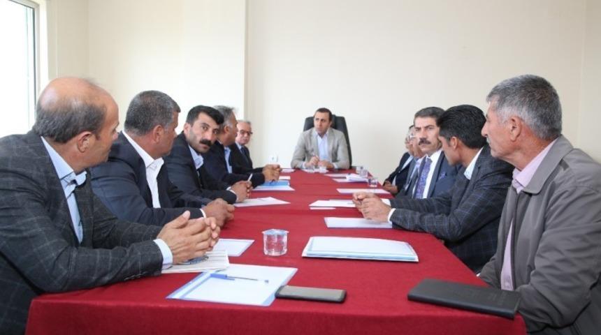 Başkan Bedirhanoğlu, mahalle Muhtarlarıyla Bir Araya Geldi