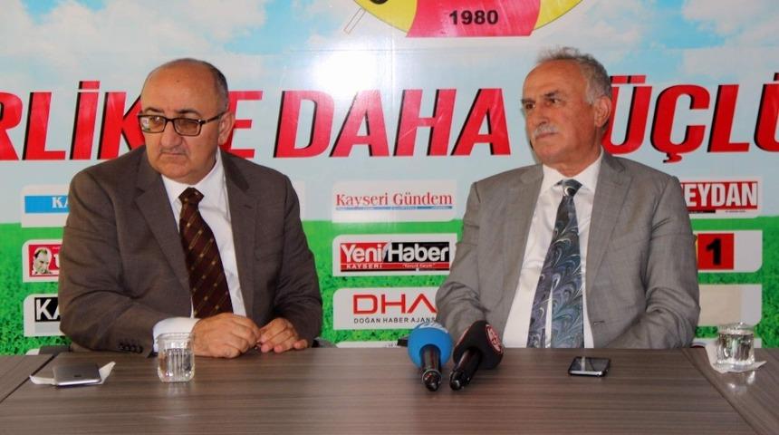 Başkan Akdeniz: "İnsan sağlığına katkı sağlayan en kaliteli su İ&ccedil;mece suyu"