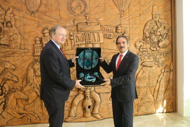 AB T&uuml;rkiye Delegasyonu Başkanı B&uuml;y&uuml;kel&ccedil;i Berger&rsquo;den Rekt&ouml;r Bağlı&rsquo;ya ziyaret 1