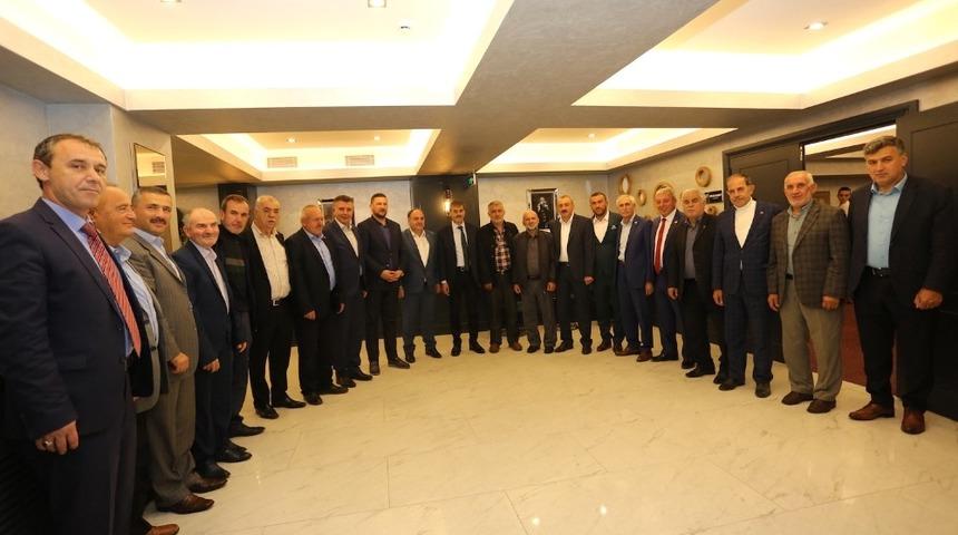 Başkan Alemdar, Serdivan&rsquo;da Muhtarlarla buluştu