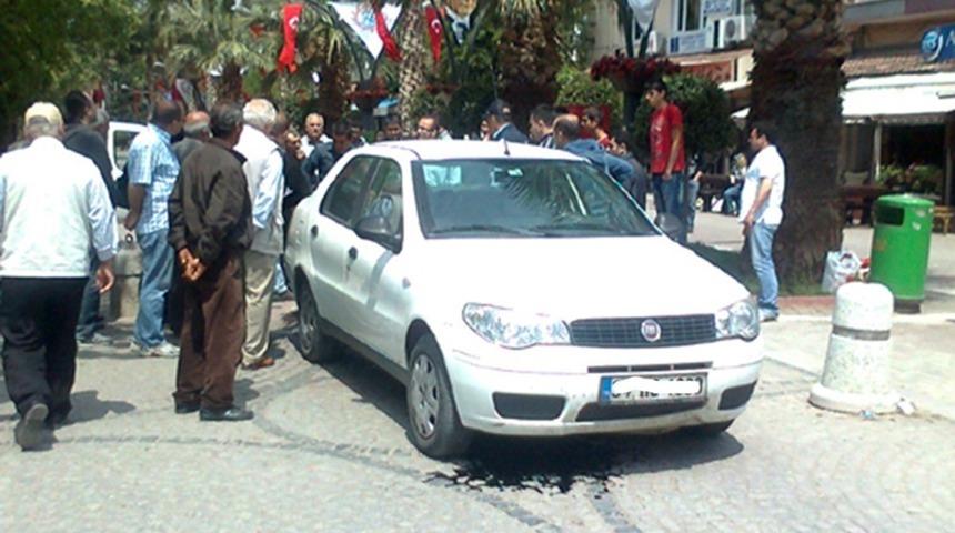 Belediye aracı hidrolik bariyere &ccedil;arptı