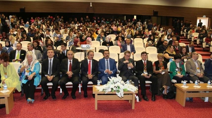 NEV&Uuml;&rsquo;de &lsquo;3. B&ouml;lgesel Uluslararası Adli Toksikologlar&rsquo; toplantısı başladı