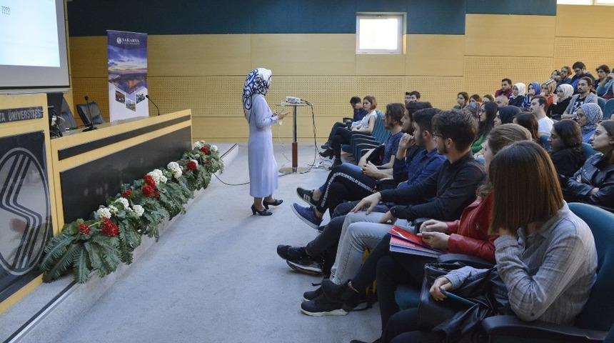 SA&Uuml;&rsquo;de &lsquo;CV hazırlama tekniklerini&rsquo; konulu etkinlik d&uuml;zenlendi