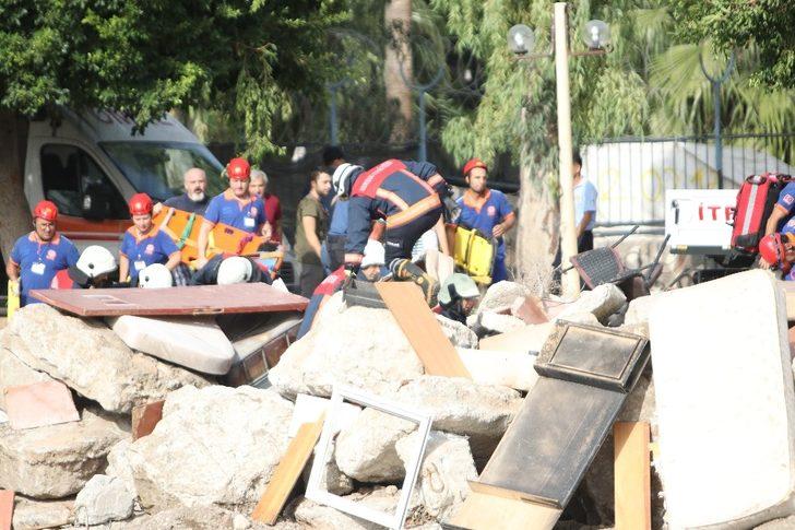 Gerçeğini aratmayan afet tatbikatı nefes kesti G5