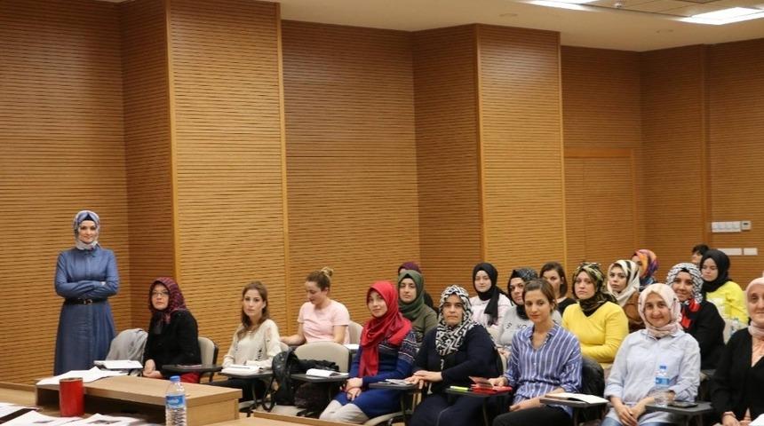 &Ccedil;ocuk Gelişimi Kurslarında yeni d&ouml;nem başladı