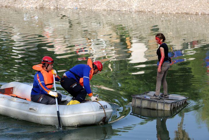 Mersin'de nefes kesen tatbikat! Gerçeğini aratmadı! G3