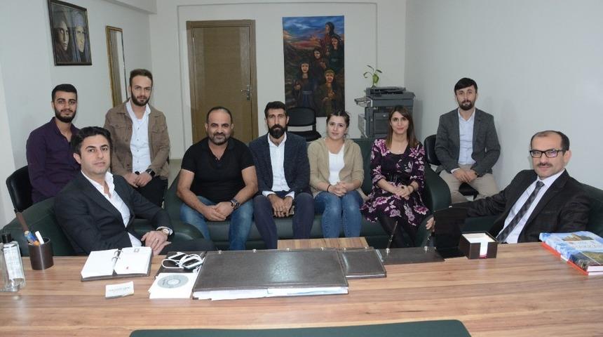 Kaymakam Ayca&rsquo;dan Reng-i Hakkari Sanat Topluluğuna ziyaret
