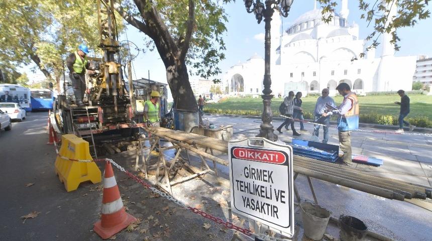 Yeni Ulus Meydanı i&ccedil;in ilk sondaj vuruldu