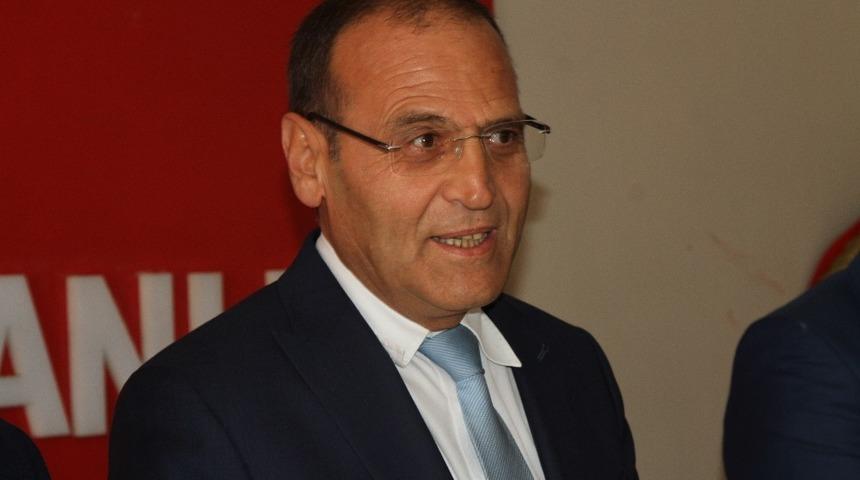Eczacı Yunus D&uuml;ndar, CHP&rsquo;den Ardahan Belediye Başkan adaylığını a&ccedil;ıkladı