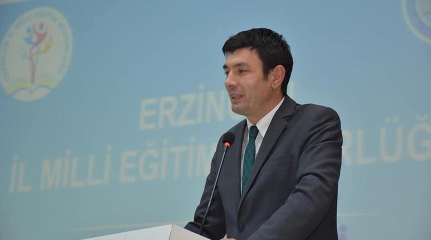 Erzincan&rsquo;da başarı belgeleri sahiplerini buldu