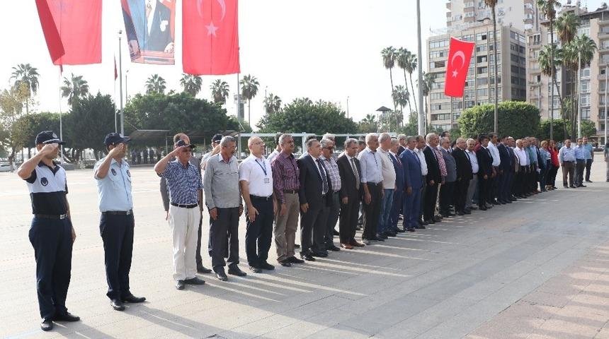 Bolat: "Muhtar, vatandaşın devletle buluşmasında en &ouml;nemli kapıdır"