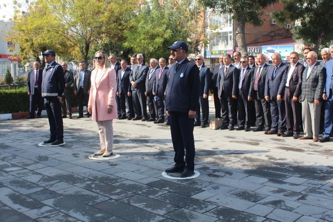 Van&rsquo;da 19 Ekim Muhtarlar G&uuml;n&uuml;