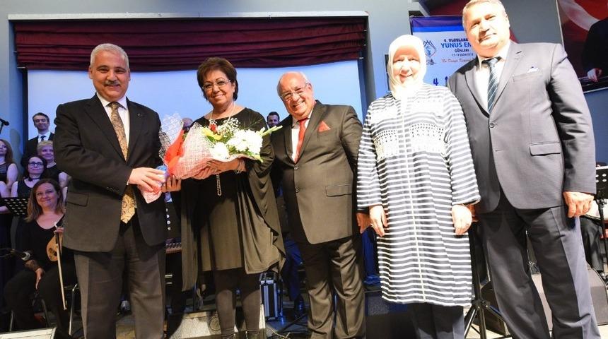 Yunusemre korosundan unutulmaz konser