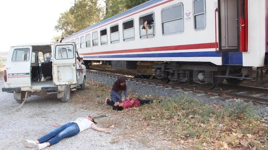 Denizli UMKE&rsquo;den ger&ccedil;eğini aratmayan tatbikat