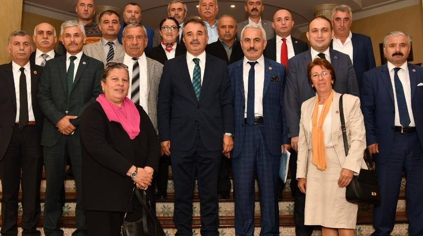 &Ccedil;akır: &ldquo;Muhtarlarımızın her zaman yanındayız&rdquo;