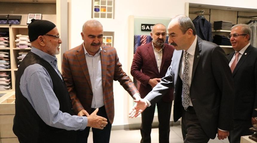 G&uuml;lsoy, enflasyonla m&uuml;cadele eden firmaları ziyaret etti