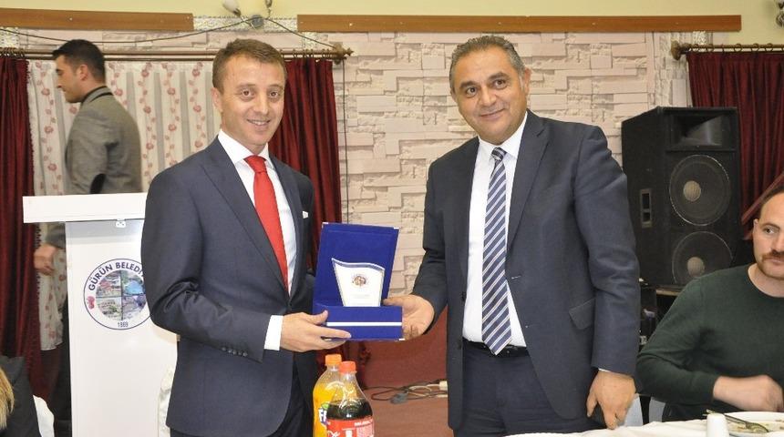 G&uuml;r&uuml;n Kaymakamı i&ccedil;in veda programı d&uuml;zenlendi