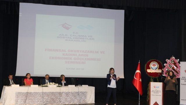 Trabzon İŞKUR finansal okuryazarlık seminerinde ‘İş’te kadın projesini tanıttı