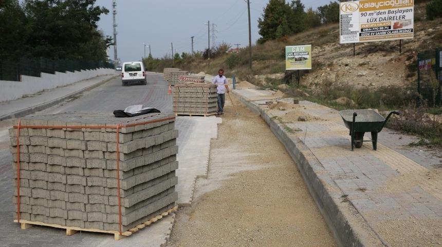 Belediyeden hasar gören yollara müdahale