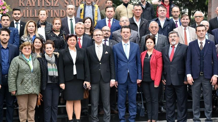 &Ccedil;orlu&rsquo;da Muhtarlar G&uuml;n&uuml; kutlandı