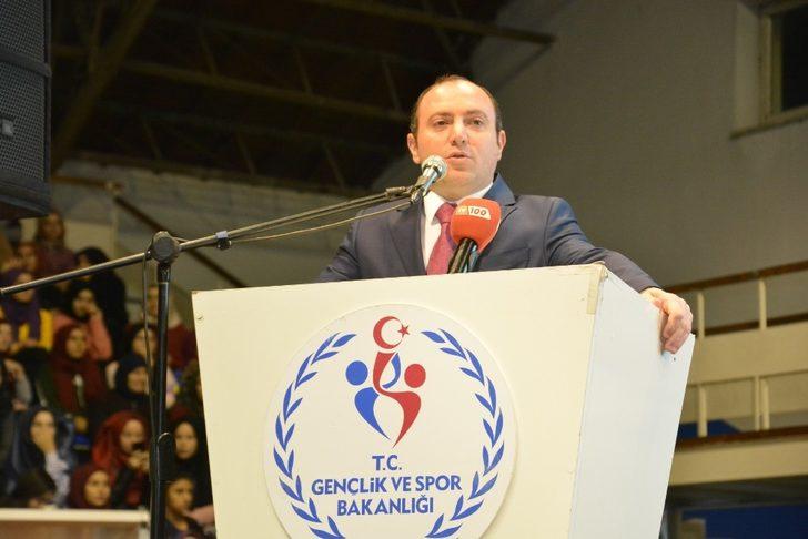 Gelecek senin İmam Hatiplim programı yapıldı G1